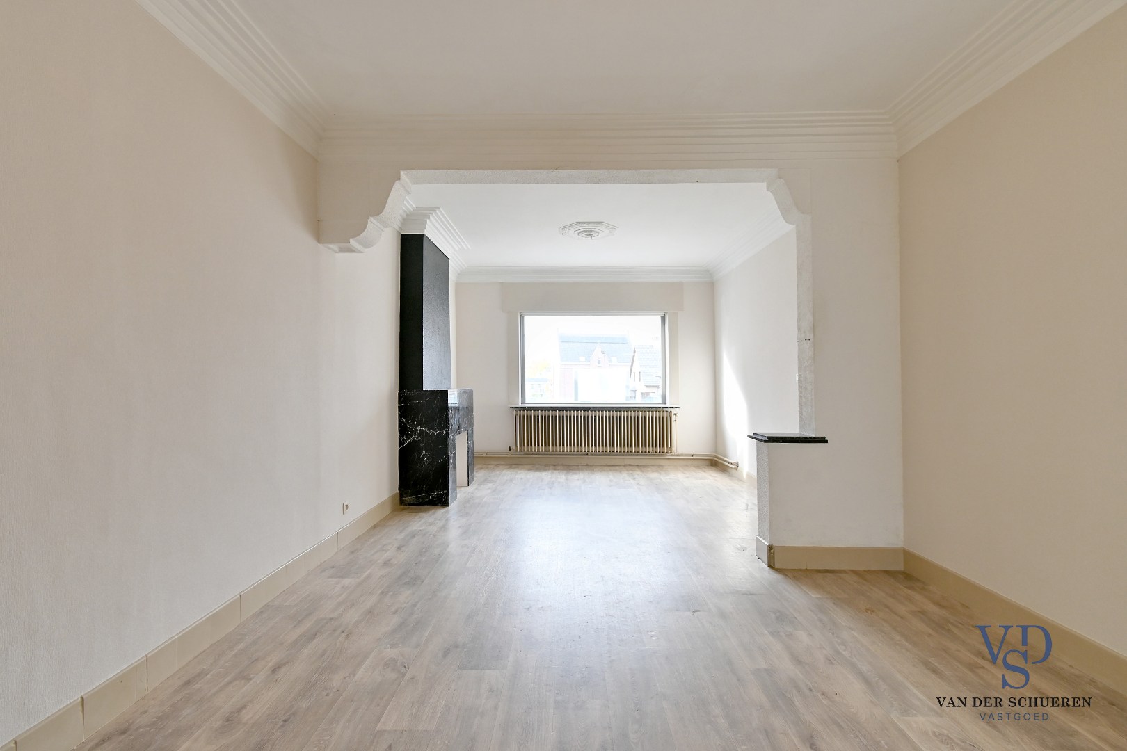 Te renoveren woning in centrum Balegem. - foto 4
