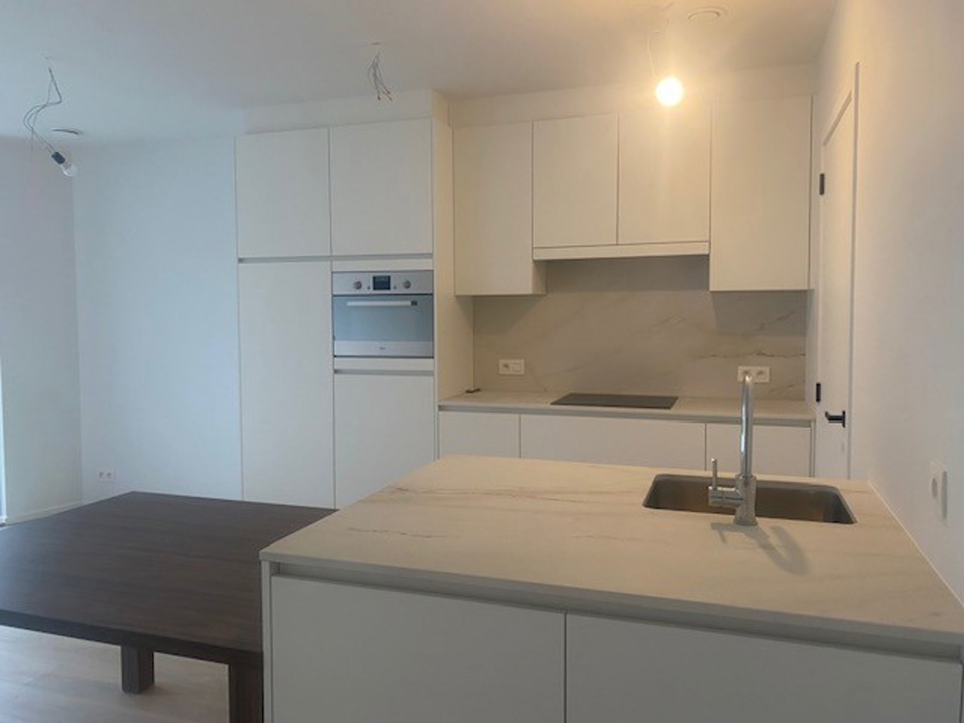 Gelijkvloers nieuwbouw appartement met terras en tuin - foto 5