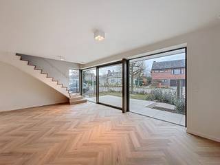 TE HUUR: STIJLVOL NIEUWBOUWAPPARTEMENT MET TUIN IN GRIMBERGENModern appartement (2025) in een rustige, residentiële buurt, met hedendaags comfort en...