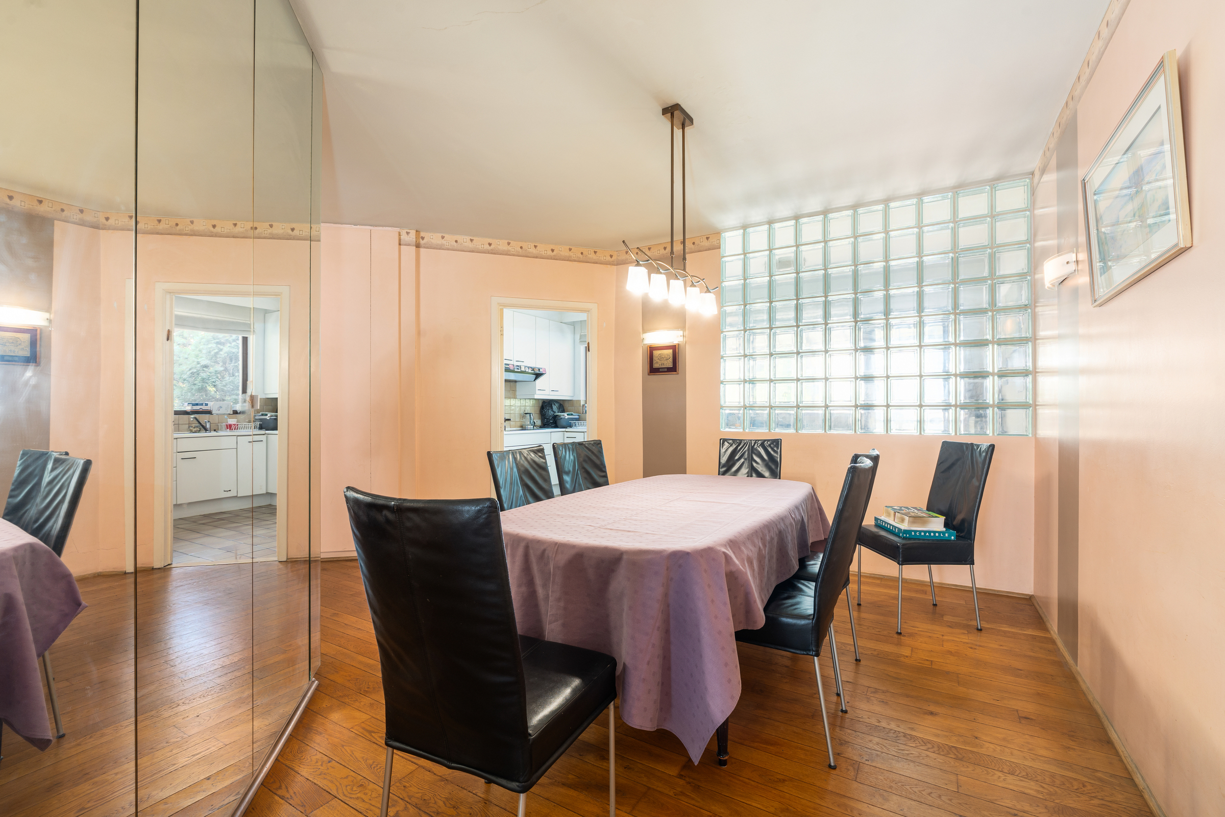 Ruime woning met tuin in Antwerpen - foto 4