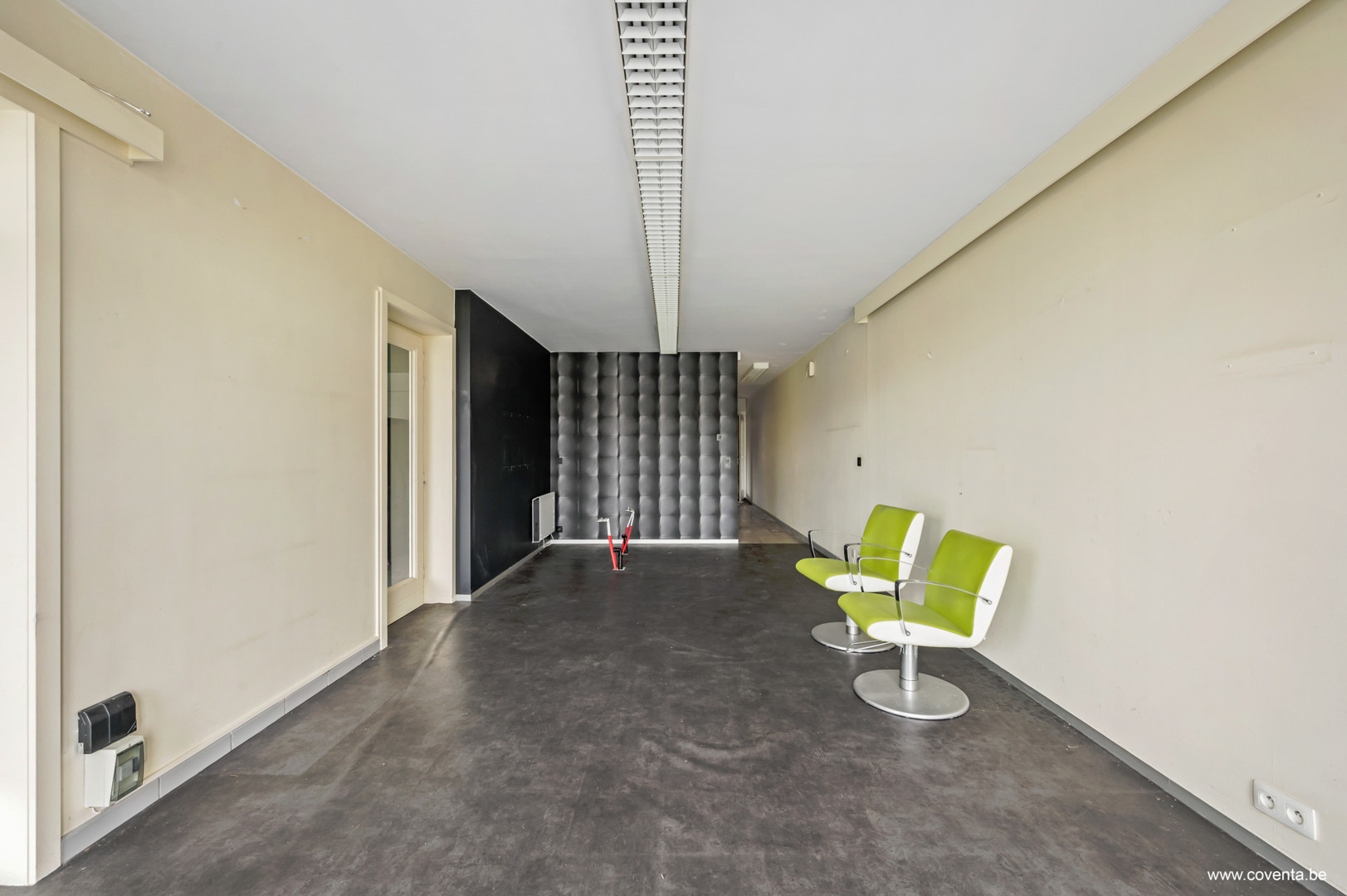 Bâtiment avec 2 appartement et 2 magasin à Waregem - photo 4