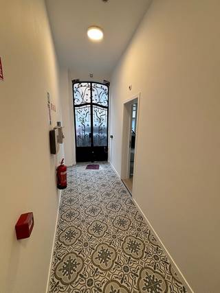 Deze karaktervolle studentenkamer is net klaar en is gelegen op een TOP-locatie in het centrum van Leuven, tussen het Centraal Station en het...