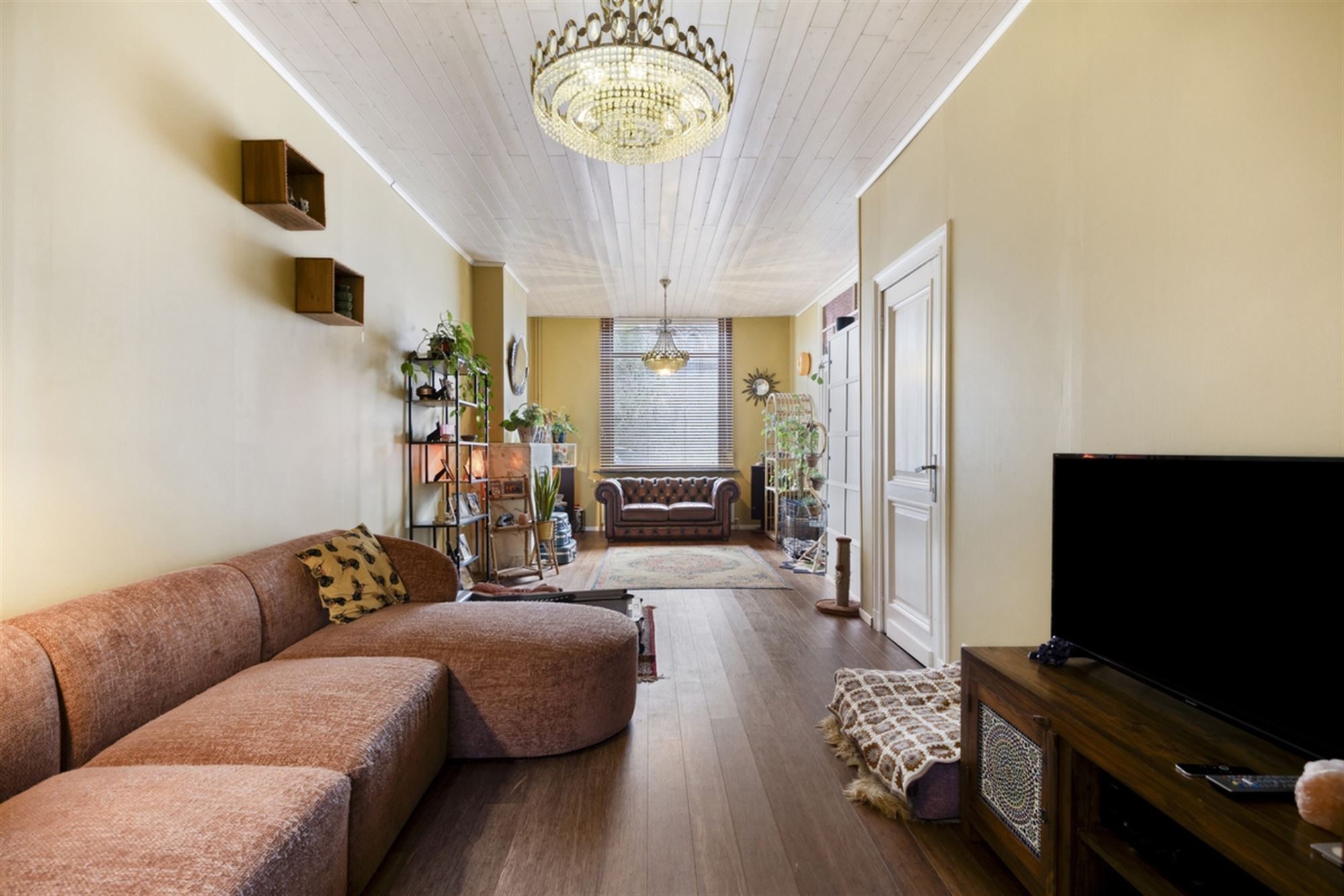 Prachtig Herenhuis met 4 slaapkamers! - foto 3