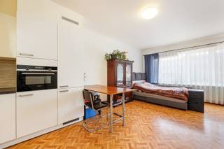 Op zoek naar een appartementsgebouw als investering? Gelegen te Distelhoek een rustige woonwijk aan de Lambrechtshoeken met een park aan het einde...