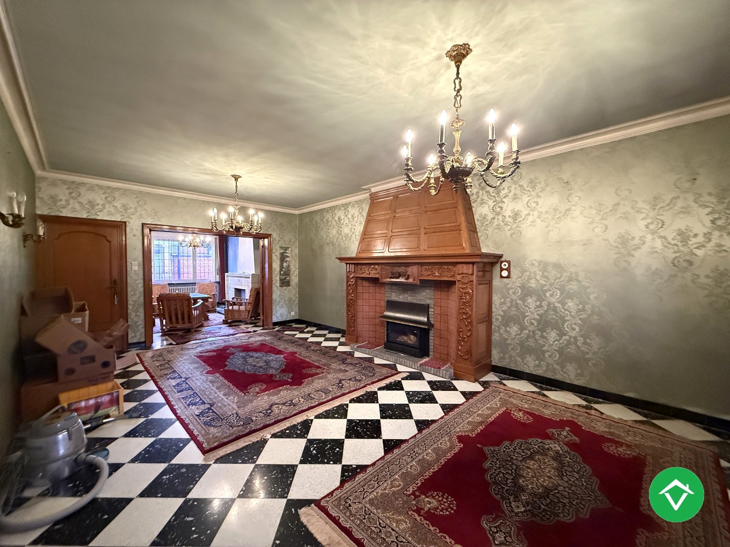 Karaktervolle, stevige woning met 4 slaapkamers, tuin en garage in centrum Roeselare - foto 5