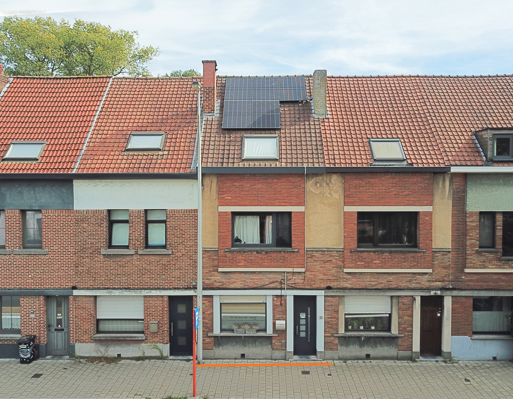 Instapklare ruime woning met mooie tuin - photo 1