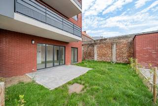 Trazegnies, close to the center, green spaces and all amenities while being close to the main roads. Pleasant 1 bedroom apartment with terrace...