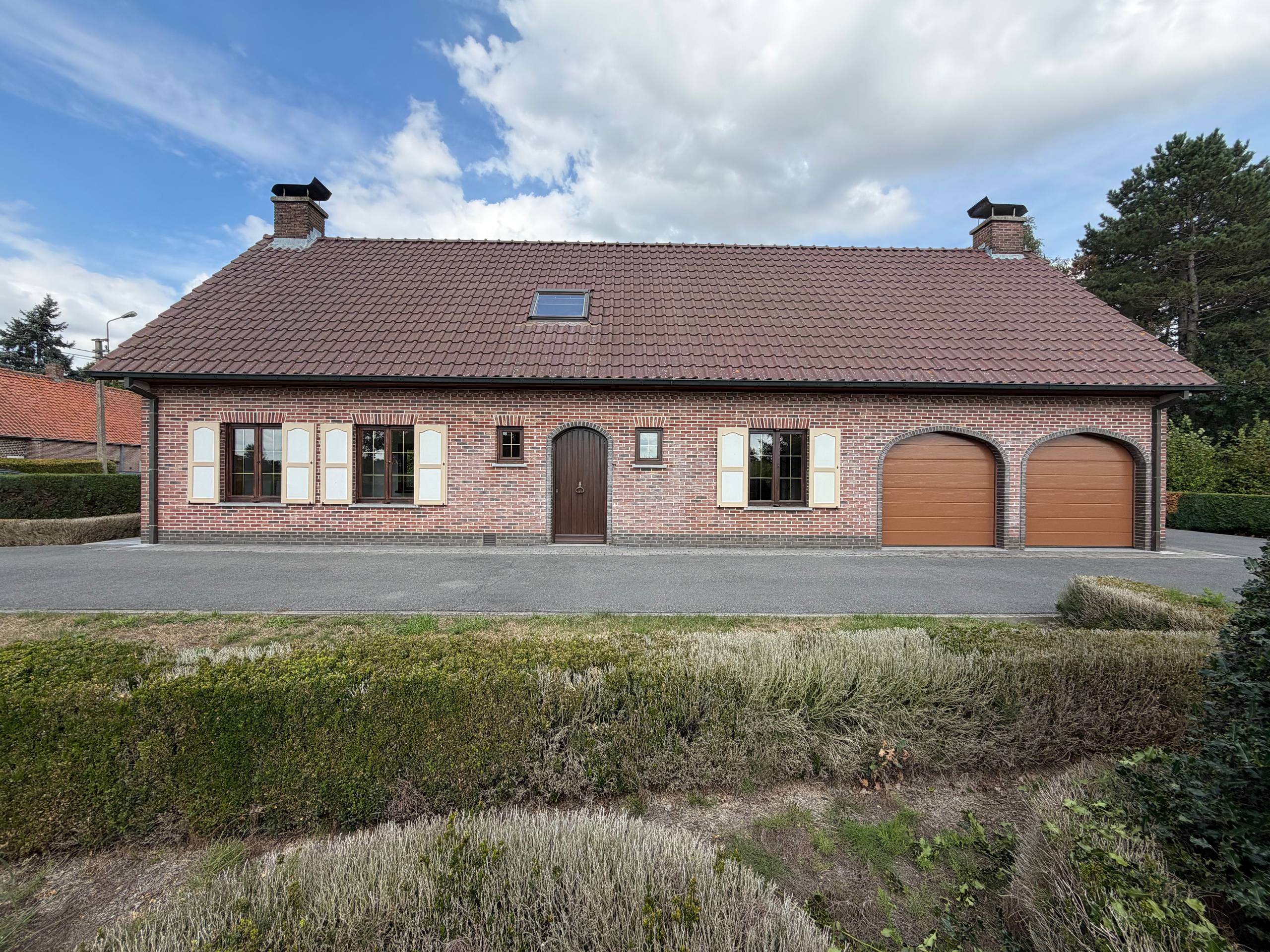 Open bebouwing te huur met 4 slaapkamers in Bassevelde. - foto 4