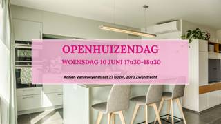 <strong>KOM VRIJ LANGS OP ONZE OPENHUIZENDAG OP <u>WOENSDAG 10/06 TUSSEN 17U30-18U30</u>.</strong><br /><br />Welkom in de Adrien Van Roeyenstraat 27 b0201 te Zwijndrecht. Dit appartement is gelegen vlakbij het centrum, winkels, invalswegen en het openbaar vervoer. Het gebouw is gebouwd in <strong>2016</strong> en bestaat uit 3 appartementen wat het een <strong>kleinschalig en gezellig</strong> geheel maakt.<br /><br />We stappen binnen en nemen de <strong>trap naar de 2e verdieping</strong>. We komen binnen in de <strong>inkomhal </strong>die ons naar de ruime en lichtrijke <strong>woonkamer </strong>brengt. <br />Vanuit de woonkamer hebben we ook toegang tot het gezellige <strong>terras</strong>. Aansluitend vinden we de <strong>moderne open keuken</strong> uitgerust met oven, microgolf, kookvuur, ijskast, vaatwasser en dubbele spoelbak. Dankzij het <strong>grote kookeiland</strong> is het hier gezellig koken. Bij de keuken hoort nog een <strong>handige berging</strong> met aansluitingen voor wasmachine en droogkast.<br /><br />Aan de andere kant van het appartement vinden we <strong>twee ruime slaapkamers</strong>, een <strong>apart toilet </strong>en een ruime <strong>badkamer</strong>. De badkamer is voorzien van een lavabomeubel en een inloopdouche.<br /><br />Beneden op het gelijkvloers is er nog een<strong> gemeenschappelijke berging </strong>voorzien.<br /><br />Als extra dient de <strong>garage mee aangekocht te worden aan €35 000</strong>. Hier is elektriciteit voorzien. De garage bevindt zich in de Adrien Van Roeyenstraat 23 op slechts enkele meters van het appartement.<br /><br /><u><strong>Technisch:</strong></u><br />- EPC: 111 kWh/m2jaar<br />- G-&P-score: A&A<br />- Geen renovatieplicht<br />- Wg, Gvv, Gvkr, Gmo, Vg