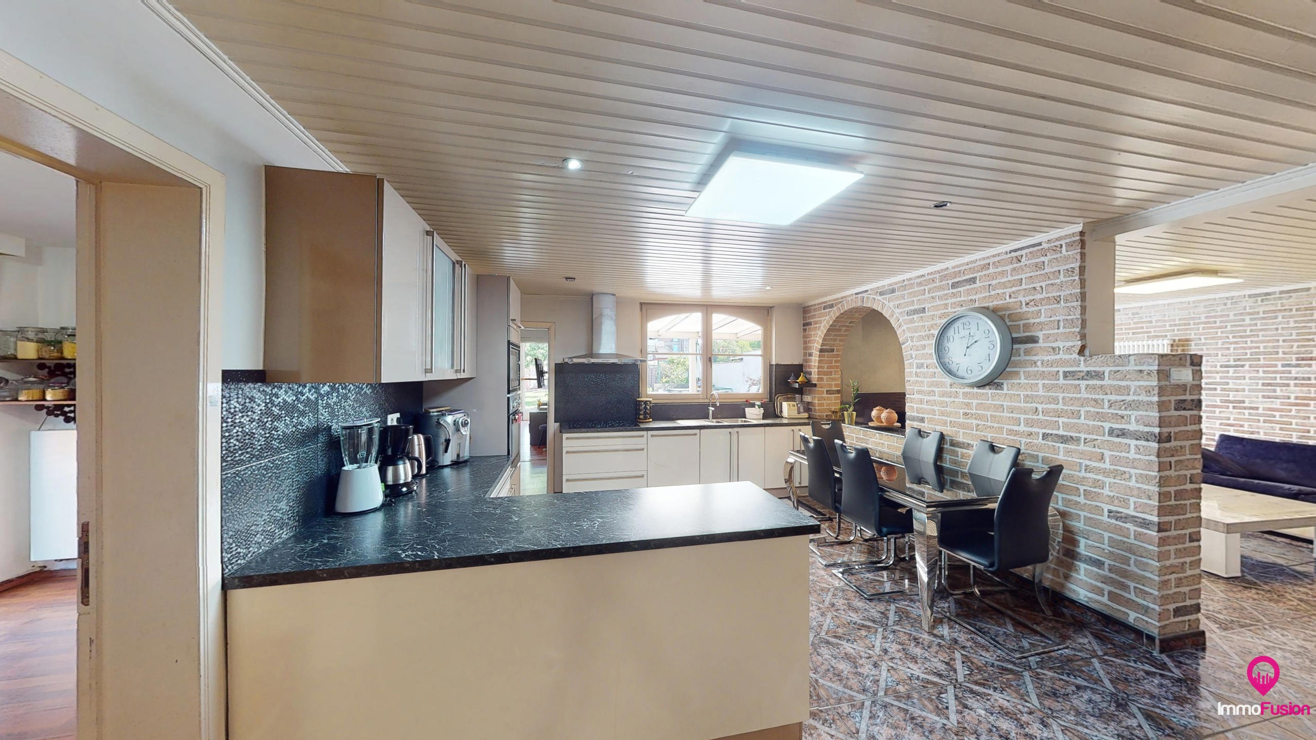 Ruime gezinswoning met 5slpk en 3badk in hartje Berkenbos! - foto 4