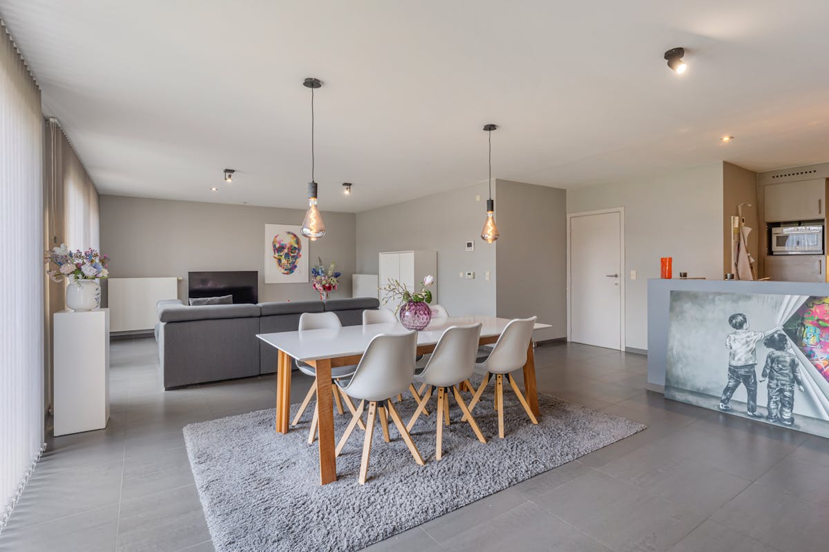 Gelijkvloers appartement met tuin en garagebox in Genk - foto 3