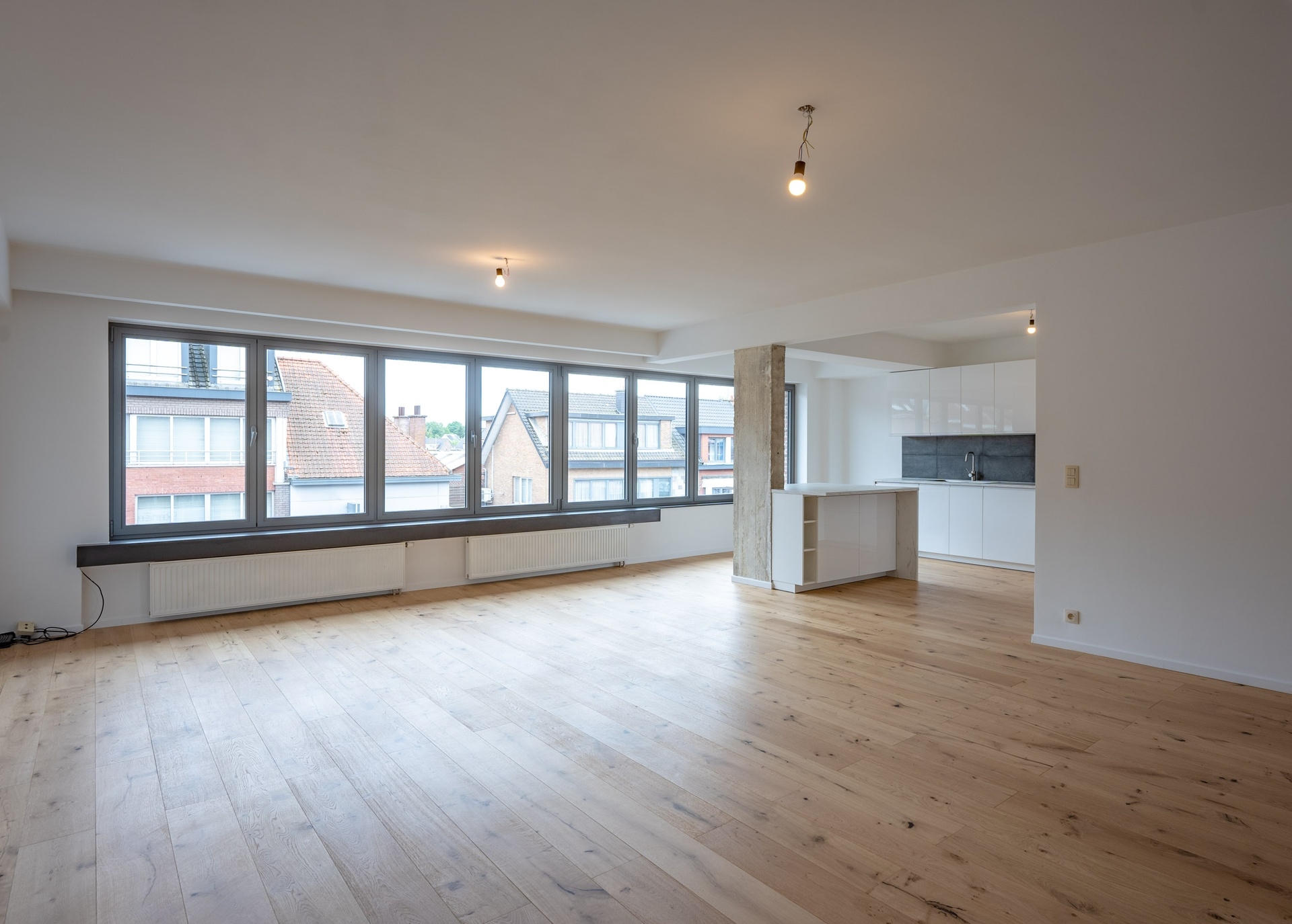 Uitzonderlijk ruime duplex in hartje Grimbergen met 4-5 kamers - foto 2