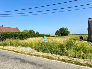 Mooi gelegen BOUWGROND van 1063m3. Orientatie Zuid-Oost. Geen bouwverplichting, voor VILLA