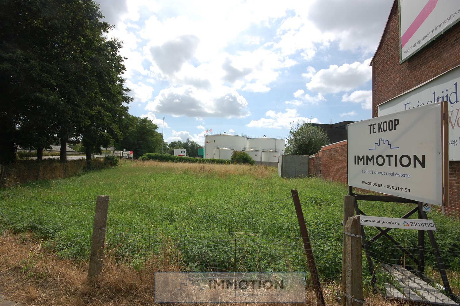 Perceel bouwgrond van 1503 m2 - foto 1