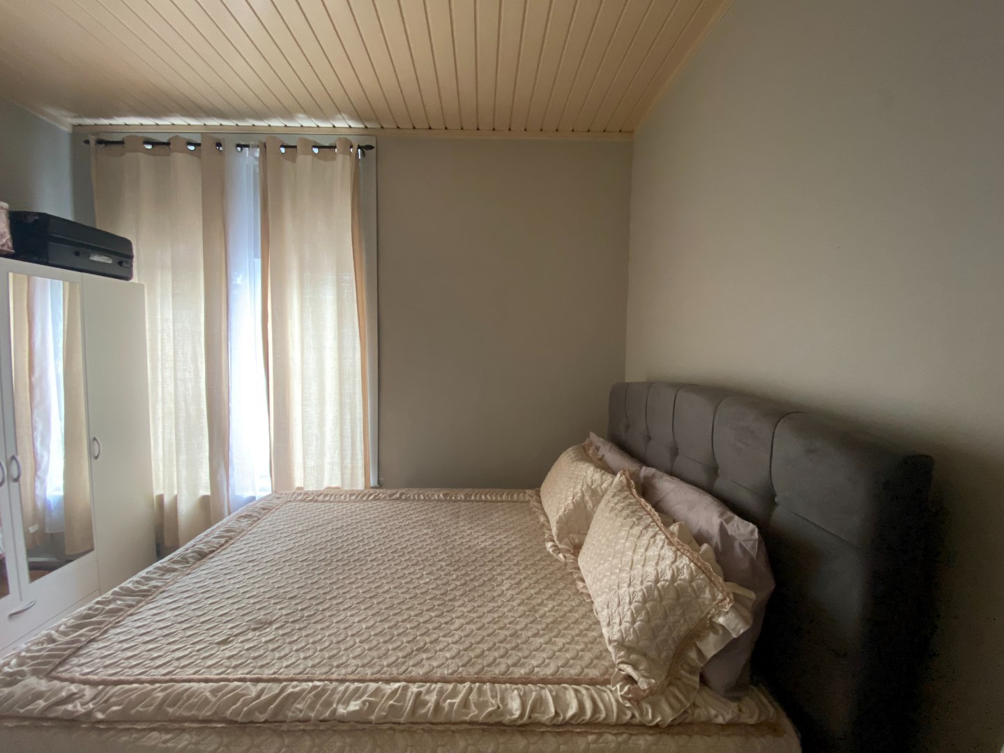 Zeer centraal gelegen gelijkvloers appartement met 1 slpk in hartje Waregem! - foto 5
