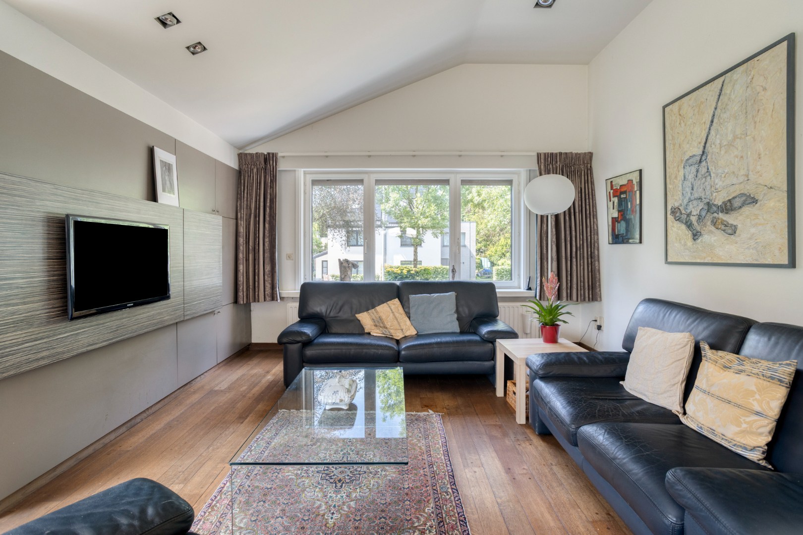 Ruime split-level gezinswoning op een prachtig perceel van 1.238 m² in de gegeerde wijk Elshout te Schoten - foto 5