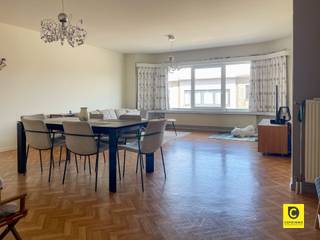 Charmant en ruim 2 slaapkamer appartement op toplocatie!Welkom in dit verzorgde appartement, gelegen in een rustige, groene woonwijk met een vlotte...