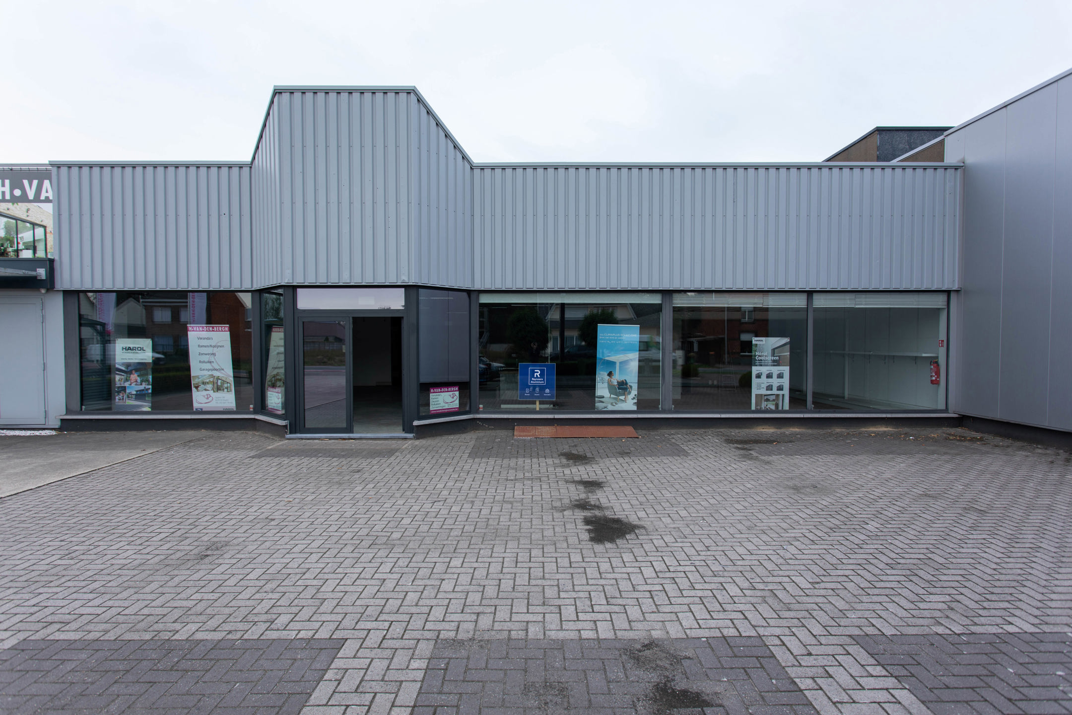 Commercial à louer à Essen - photo 1