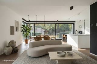 <p>Deze prachtige woning ligt op de grens van Edegem en Hove en werd door de huidige eigenaars recent gerenoveerd met een duidelijke klemtoon op gebruikte materialen, contact met de tuin en energetische prestaties. Het resultaat werd dan ook een pareltje waar esthetiek en wooncomfort hand in hand gaan. Technisch staat het huis uiteraard volledig op punt – conforme EK, handige domotica, zonnepanelen, vloerverwarming, warmtepompen, mooi EPC, asbestvrij, enz… De woning komt mooi gedocumenteerd. Indeling:</p>
<p>Benedenverdieping:</p>
<p>Ruime, lichte inkomhalhal met ingebouwde vestiaire en gastentoilet. Zeer ruime en open woonkamer en keuken (op knappe polybeton), ingericht met de meest moderne toestellen en kwalitatieve materialen. Voorzien van airco en vloerverwarming. Fantastische lichtinval dankzij grote raampartijen die toegang bieden naar de perfect georiënteerde tuin en terras. Grote garage met extra opbergruimte.</p>
<p>Eerste verdieping:</p>
<p>Master met ensuite badkamer voorzien van een ligbad. Extra douchekamer, toilet en drie ruime slaapkamers. Open ruimte op overloop. Alle kamers zijn voorzien van airco.</p>
<p>Tweede verdieping:</p>
<p>Twee ruime slaapkamers plus een extra ruimte, momenteel gebruikt als bureel. Kwalitatieve ingemaakte kasten, bedden en bureau's.</p>
<p>Kelder:</p>
<p>De droge kelder van zo'n 80m² groot is opgedeeld in vier ruimtes en is ideaal als wasplaats en opbergruimte.</p>
<p>Plannen en documentatie te vinden op www.reds.be. Voor meer informatie of een bezichtiging, neem gerust contact op met Daniël via mail (daniel@reds.be) of telefoon (0475.25.30.64).</p>