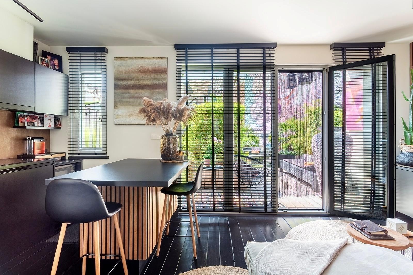 Hoogwaardig afgewerkt appartement met zonnig terras - foto 4