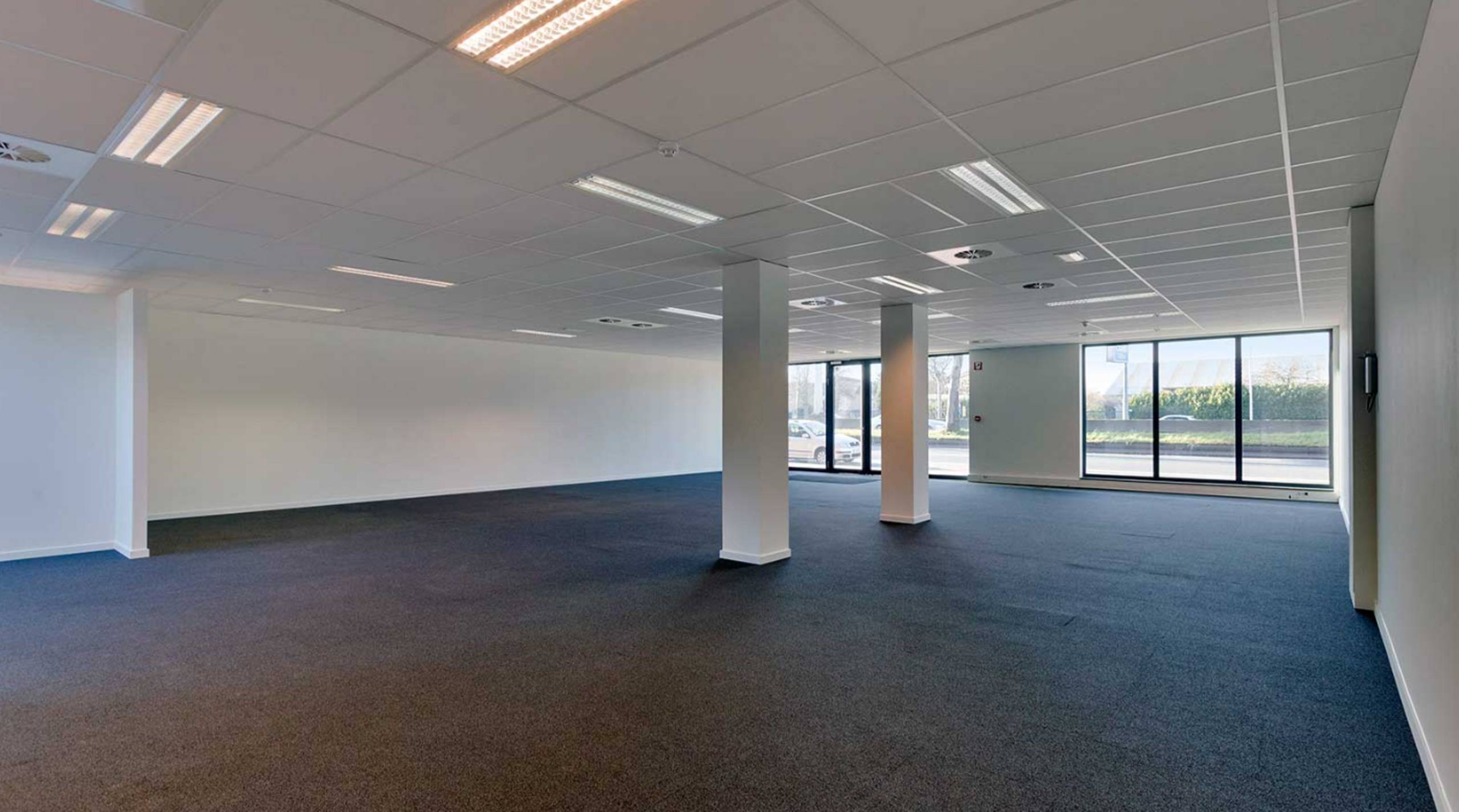 Retail/kantoorruimte te huur - foto 3