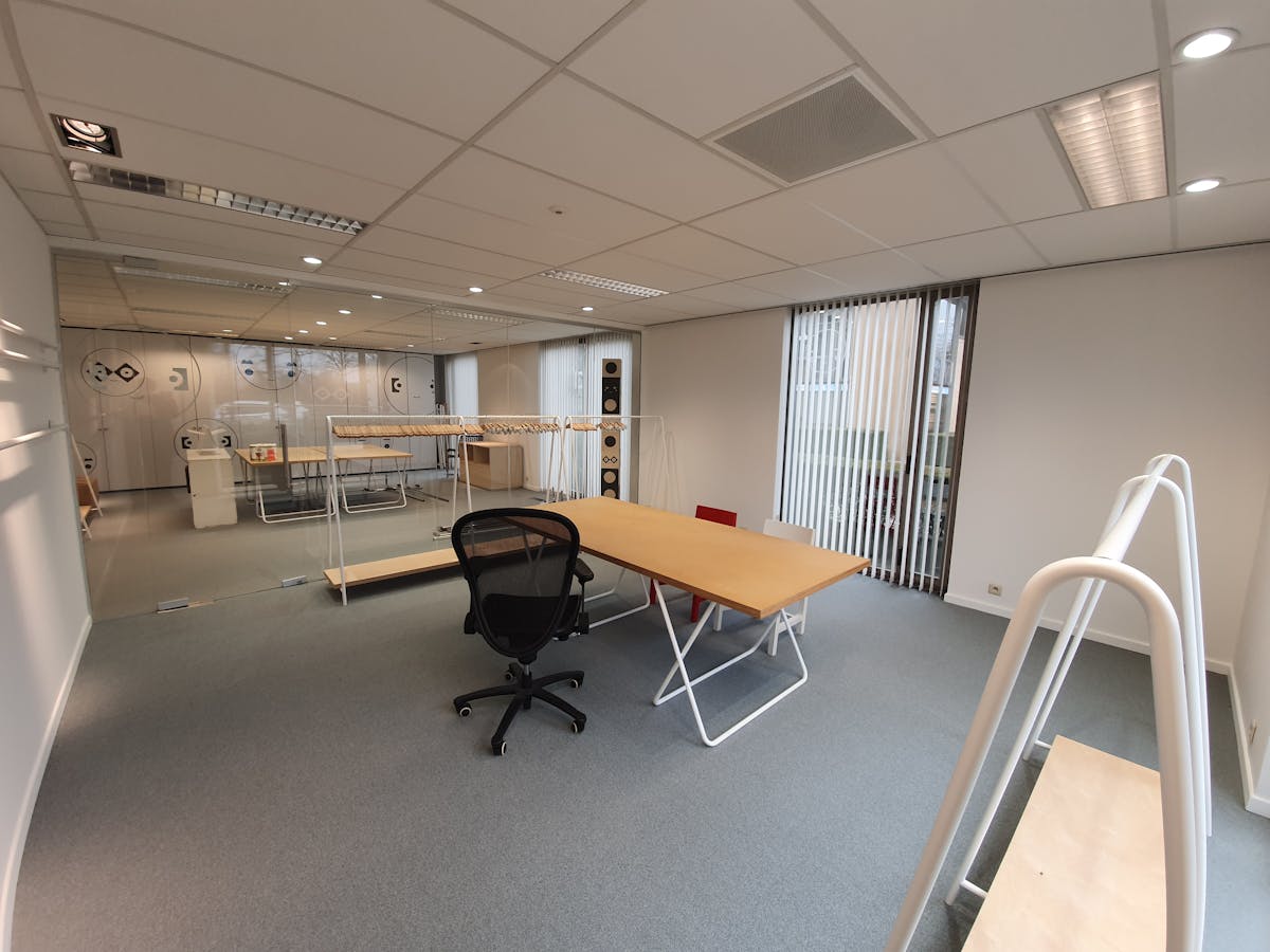 Bureau (149 m²) sur la Kortrijksesteenweg à Sint-Martens-Latem - photo 3