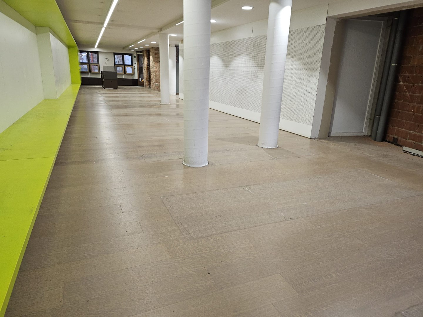 Commercial for sale in Bruges - photo 5