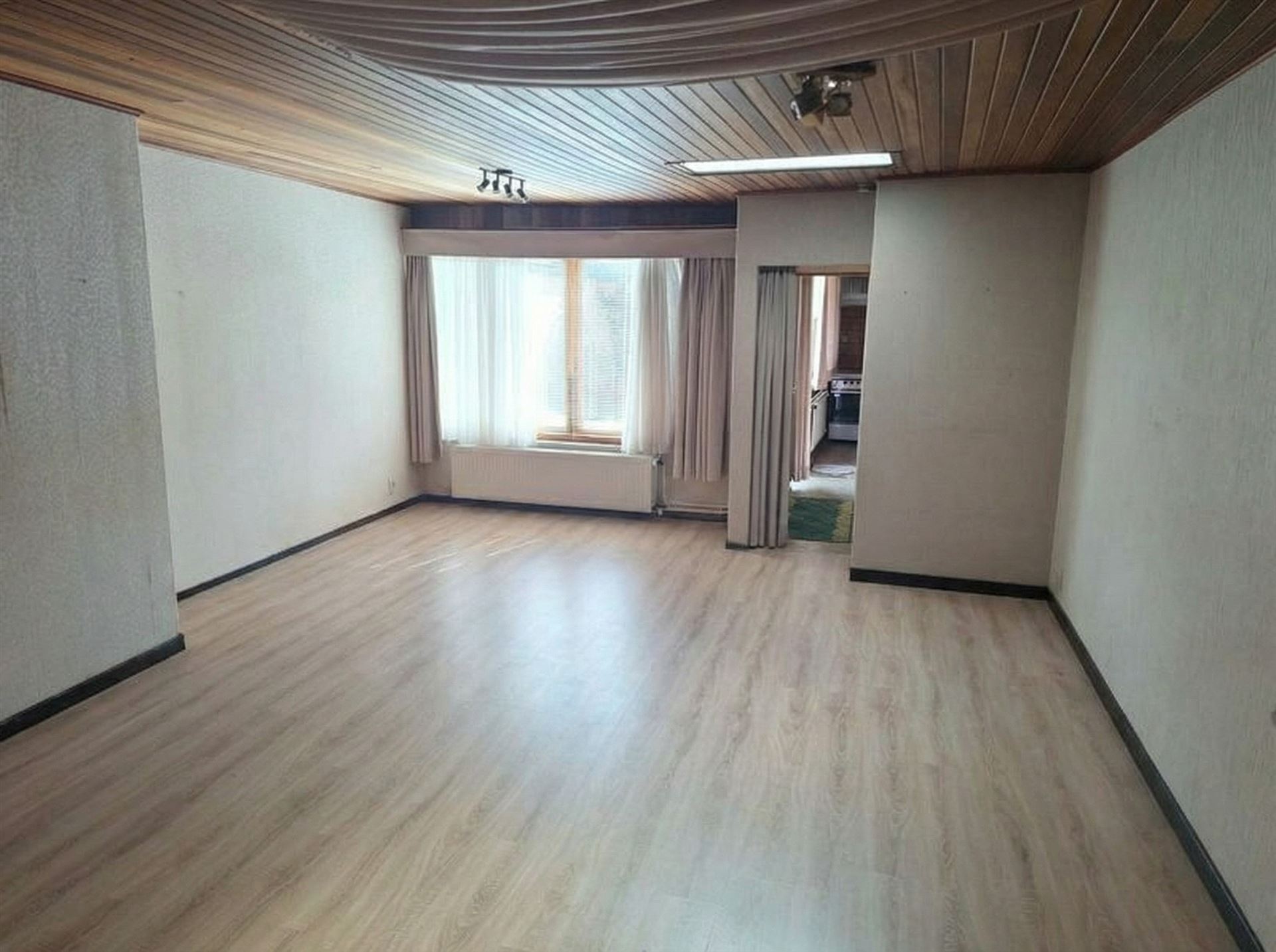 TE RENOVEREN STADSWONING MET TUIN/KOER - foto 4