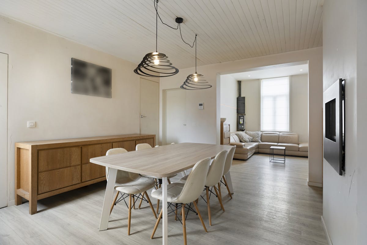 Gezinswoning met 4 slaapkamers en garage te koop in Stasegem! - foto 3