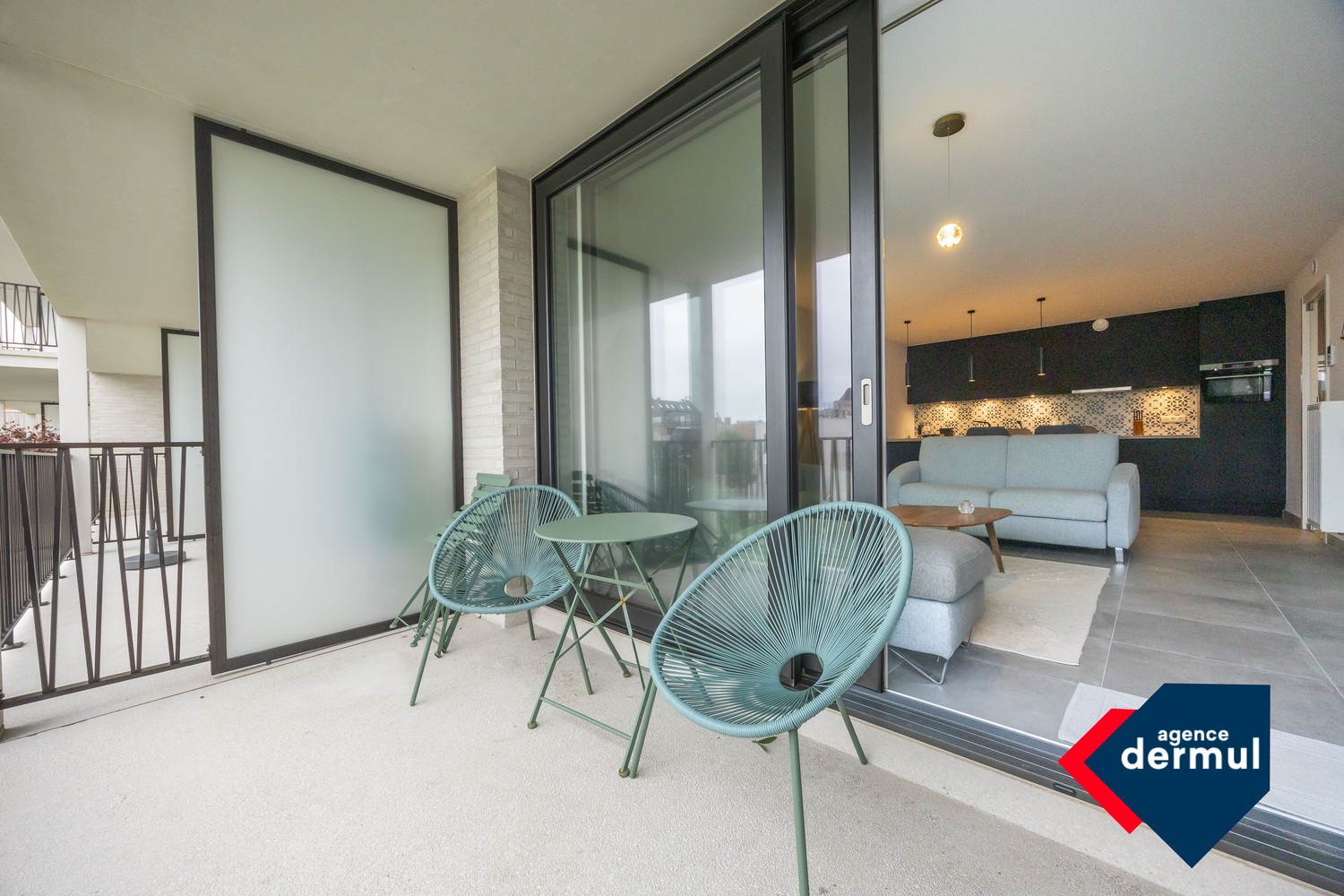 RECENT APPARTEMENT MET PARKING - foto 4