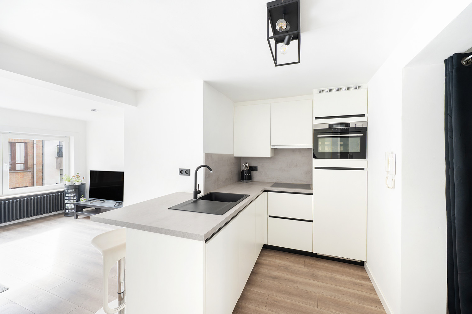 Instapklaar appartement te koop vlakbij het Heldenplein in Heist - photo 4