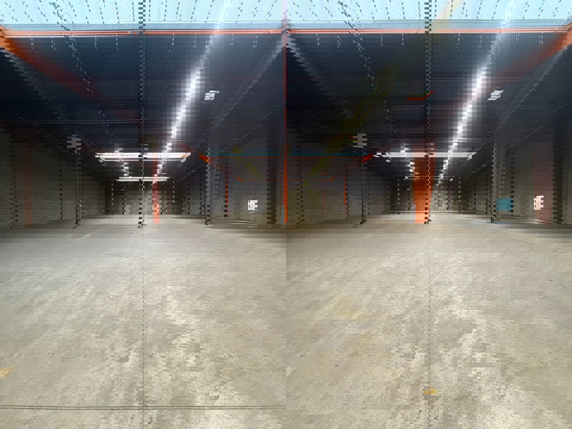 Commercial à louer à Zaventem - photo 4