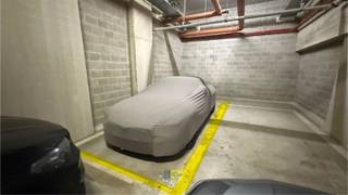 Dubbele ondergrondse autostaanplaats in het project Neerland aan de Krijgslaan in Wilrijk. Het betreft hier een zeer goed onderhouden...