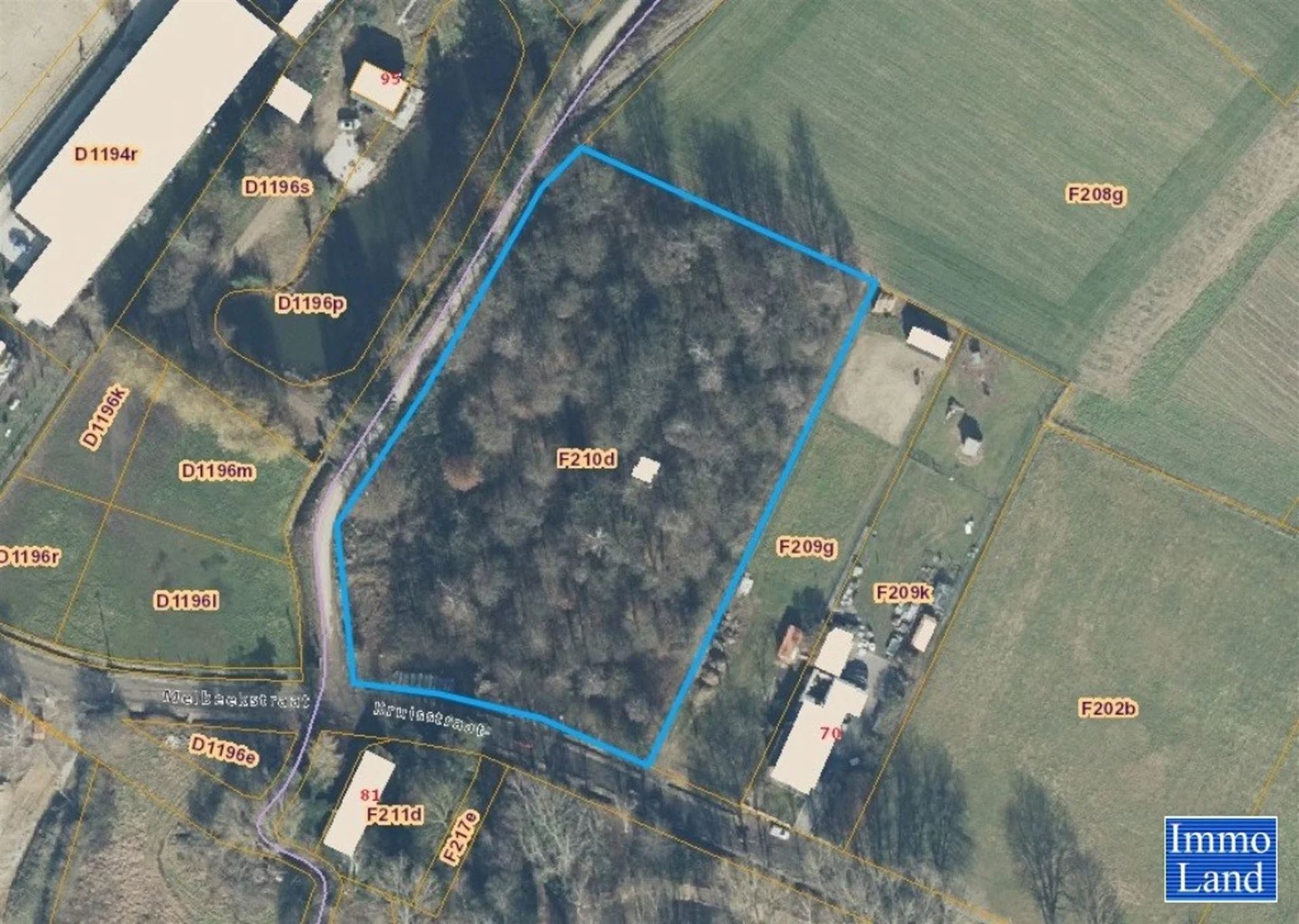 Perceel grond van 75are, gelegen in agrarisch gebied op de grens Hasselt - Diepenbeek, omgeving Mombeekdreef. - foto 4
