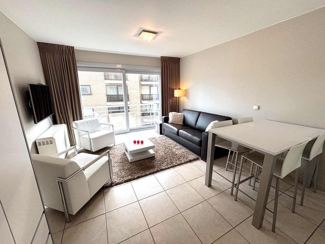 Studio avec coin nuit à louer dans une résidence avec piscine chauffée – près de la digue d'Ostende ! - photo 1