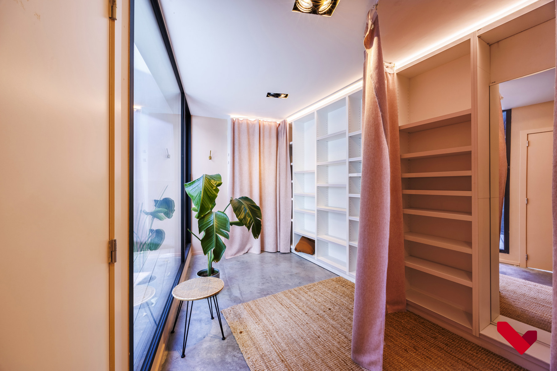 Verhuurde handelszaak gelegen op de Diestsestraat - foto 4