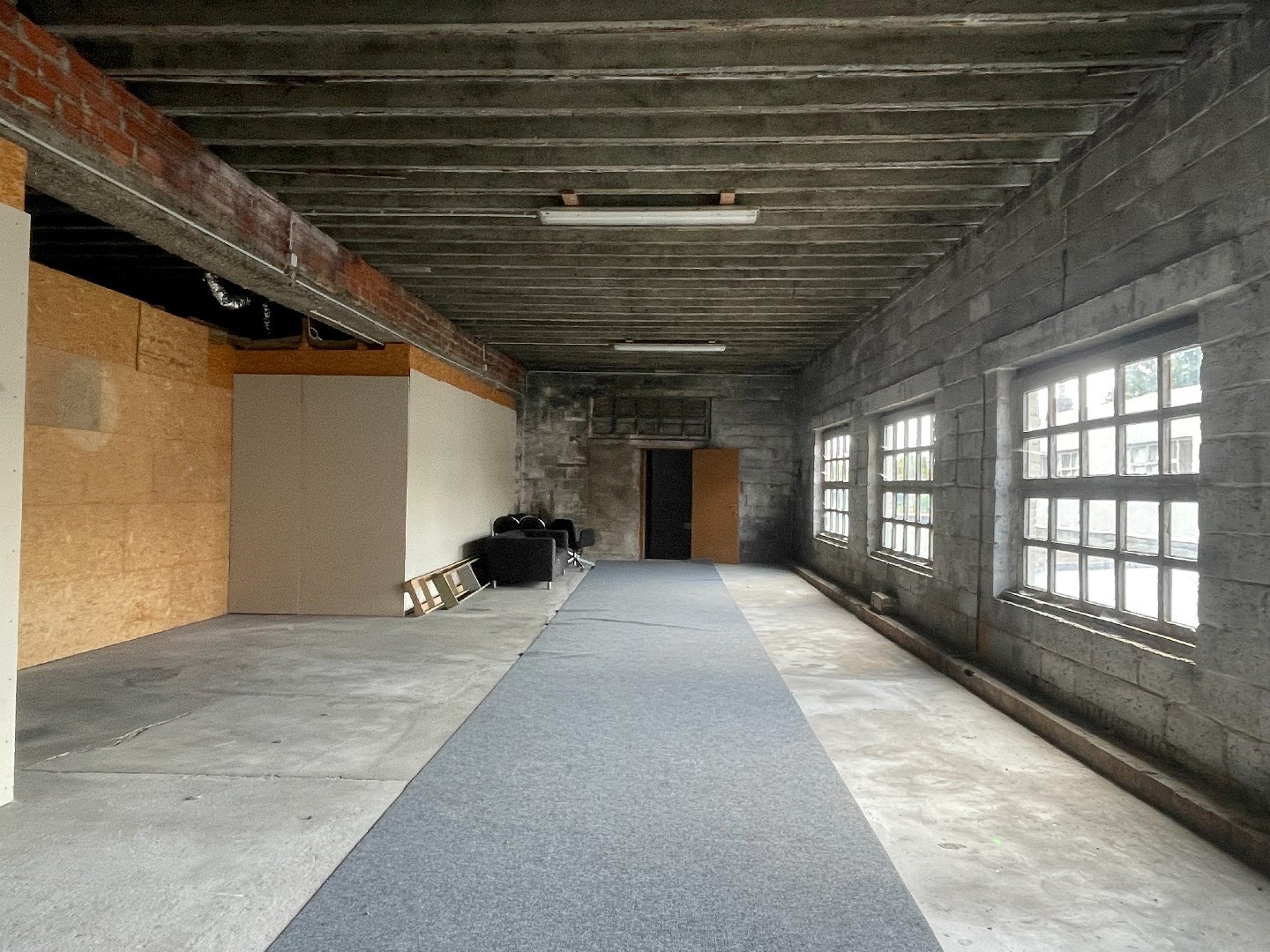 Commercial à louer à Waregem - photo 3