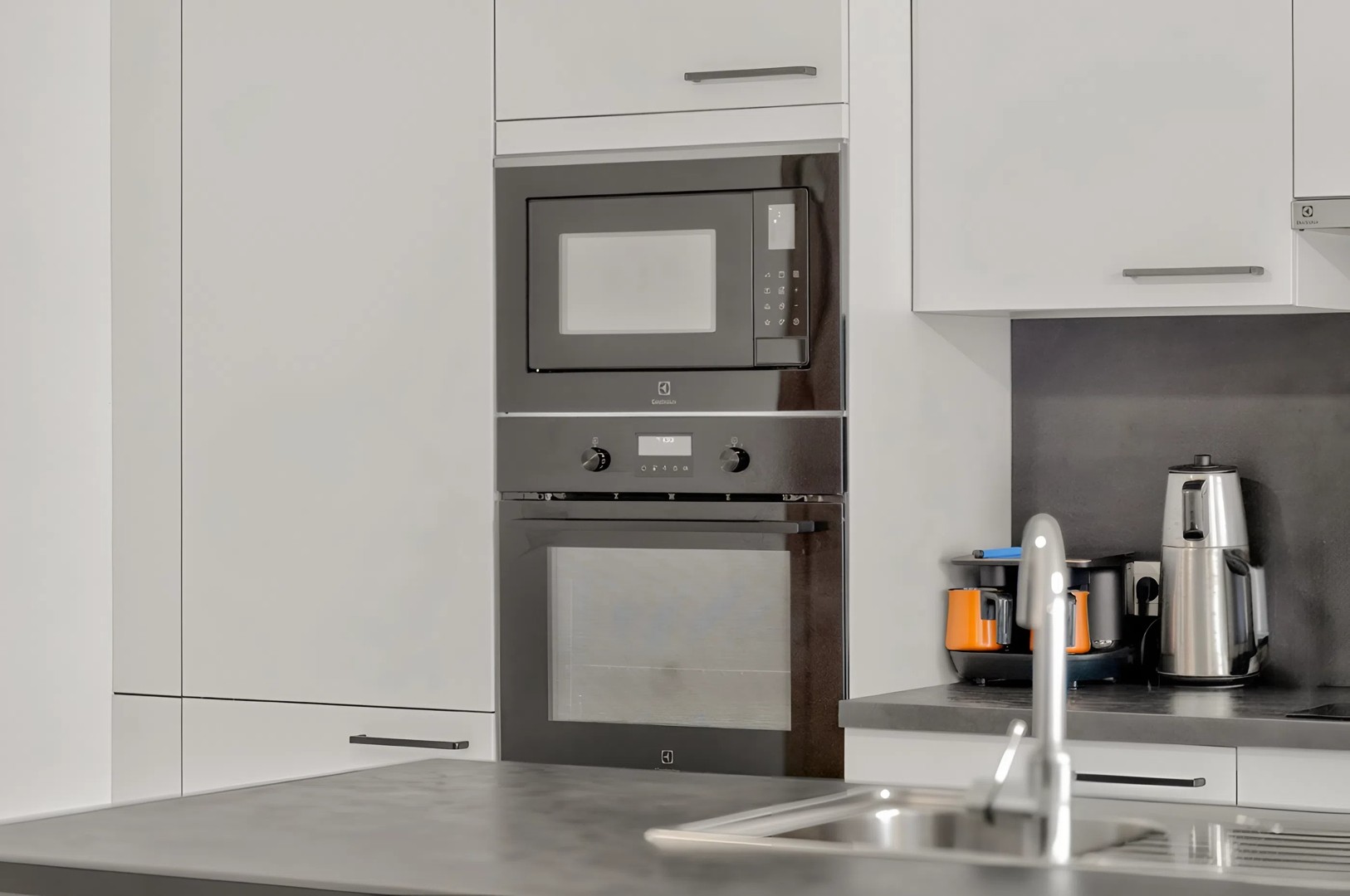 Instapklaar 2-slaapkamerappartement met garage in kleinschalige residentie - foto 5