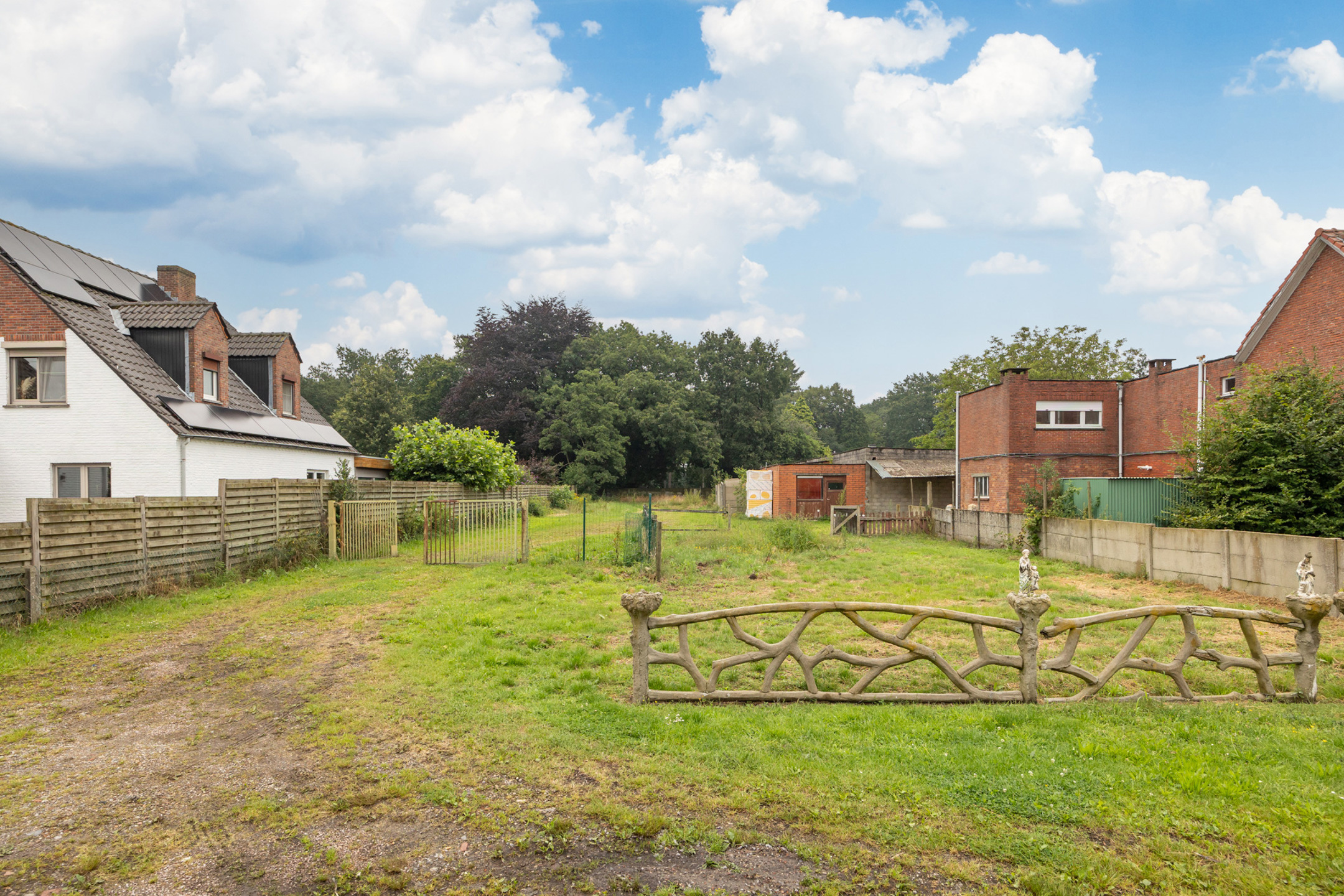 Erg rustig gelegen bouwgrond van 1852m² voor open bebouwing - foto 3