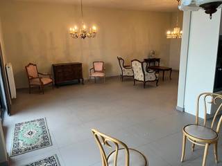 **BOEK JE BEZOEK ONLINE IN VIA WWW.IMMO3000.BE**Dit residentieel gelegen appartement in Aarschot is de ideale woning voor wie op zoek is naar een...