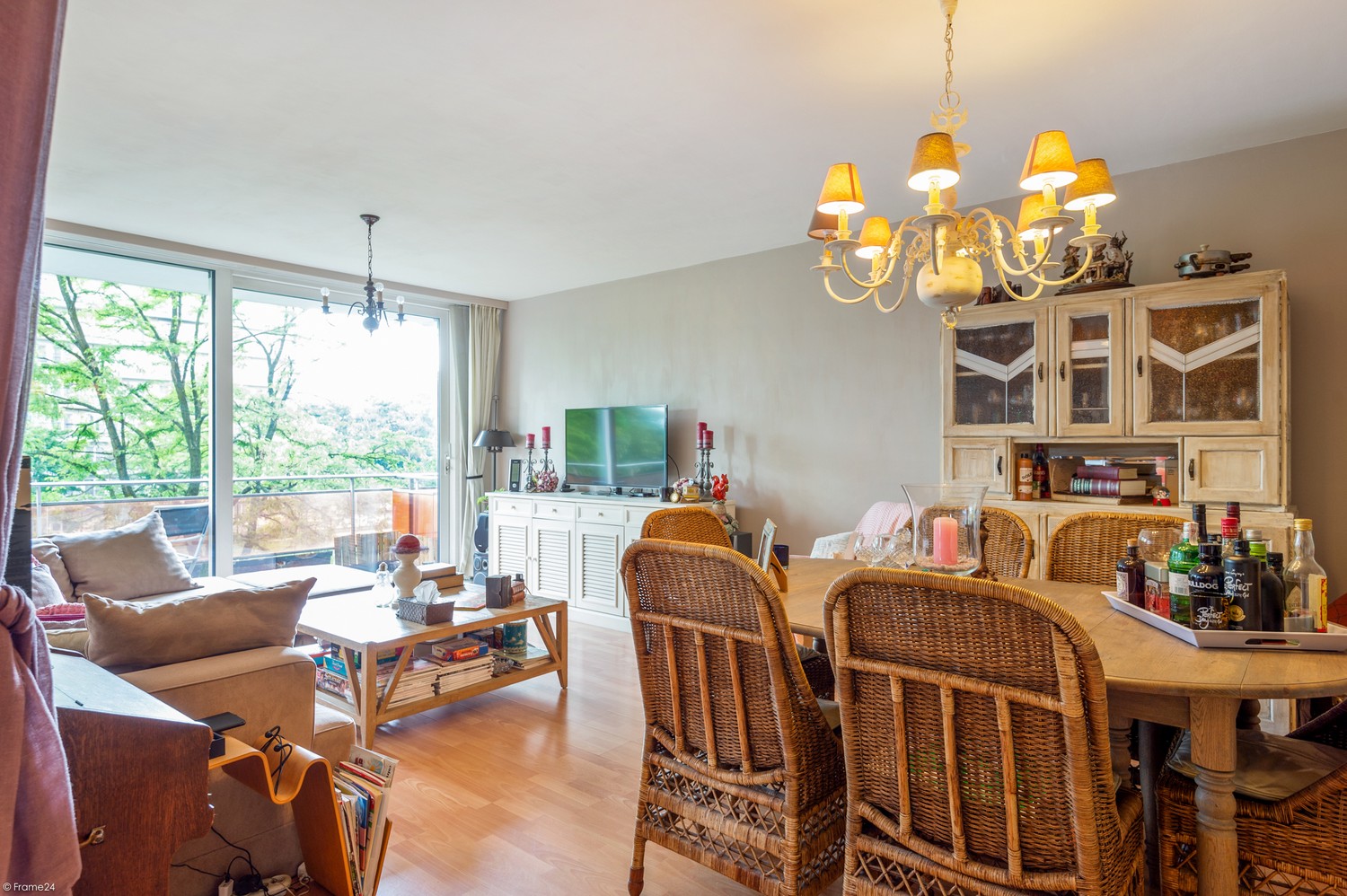 Apartment for sale in Berchem with 3 bedrooms - photo 2