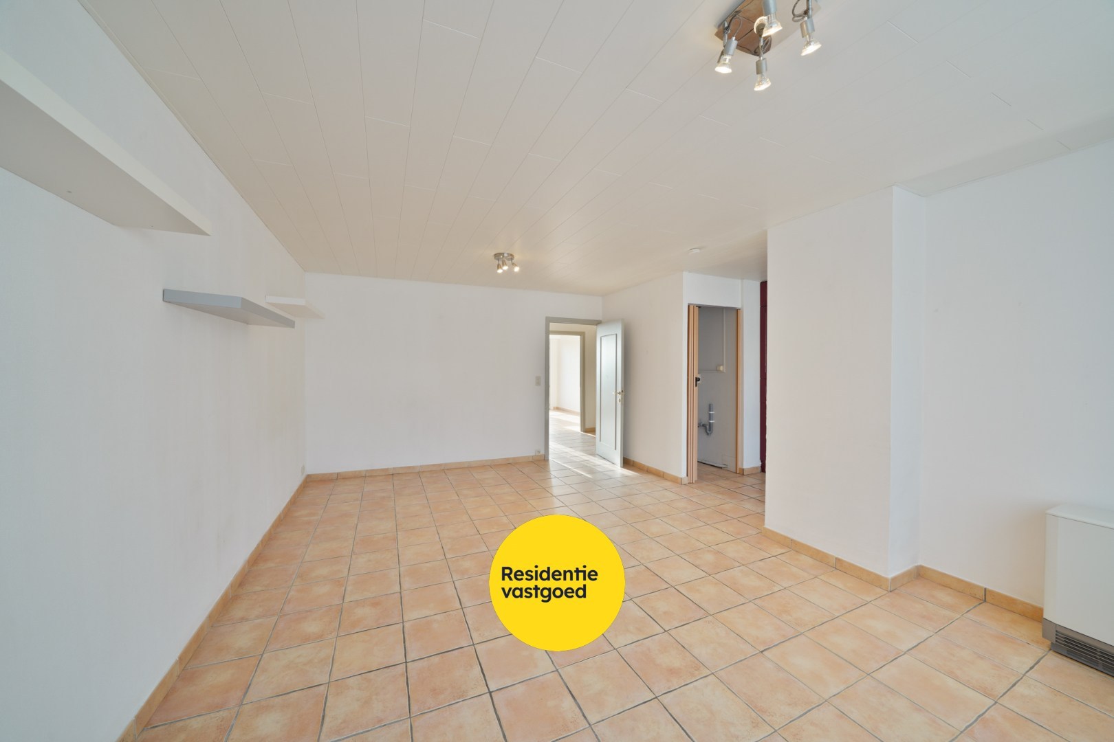 Instapklaar appartement met 2 slaapkamers– op wandelafstand van zee en winkels - foto 4