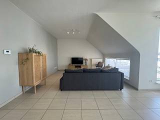 Appartement te huur in MoerbekeBen je op zoek naar een instapklaar appartement met veel ruimte ? Dan is dit prachtige appartement precies wat je...