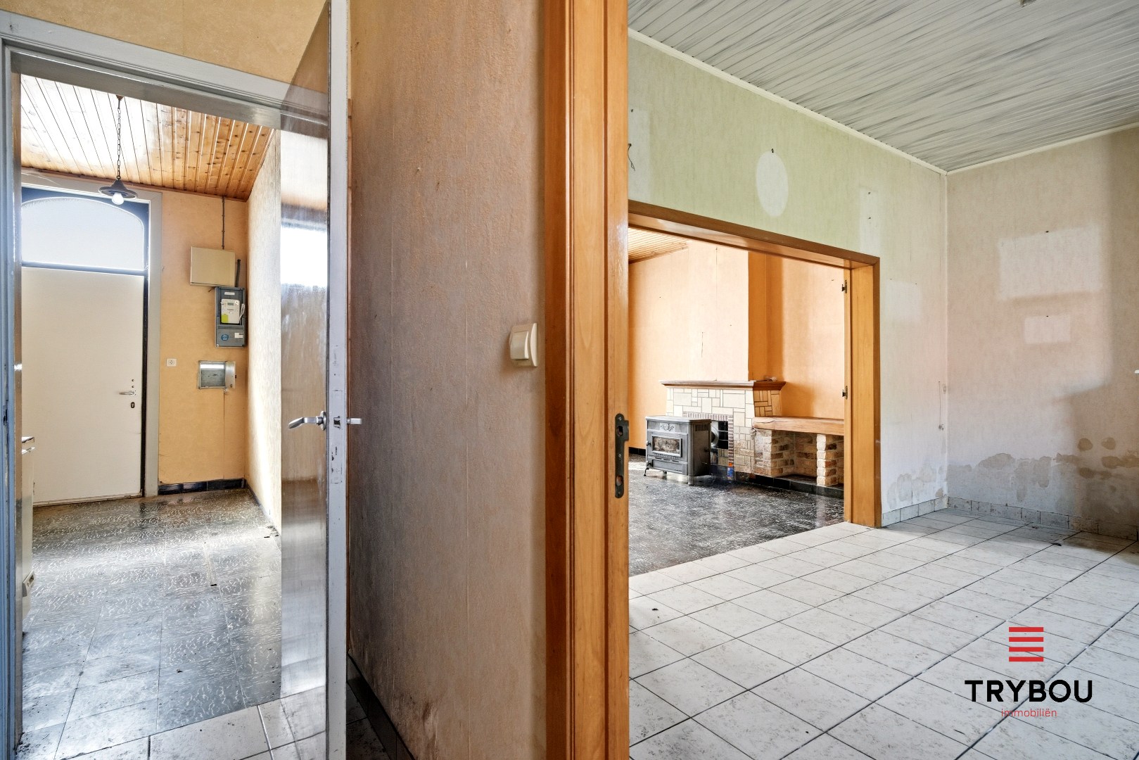 Te renoveren ruime halfopen bebouwing op een perceel van 1491m² met 7 slaapkamers! - foto 3