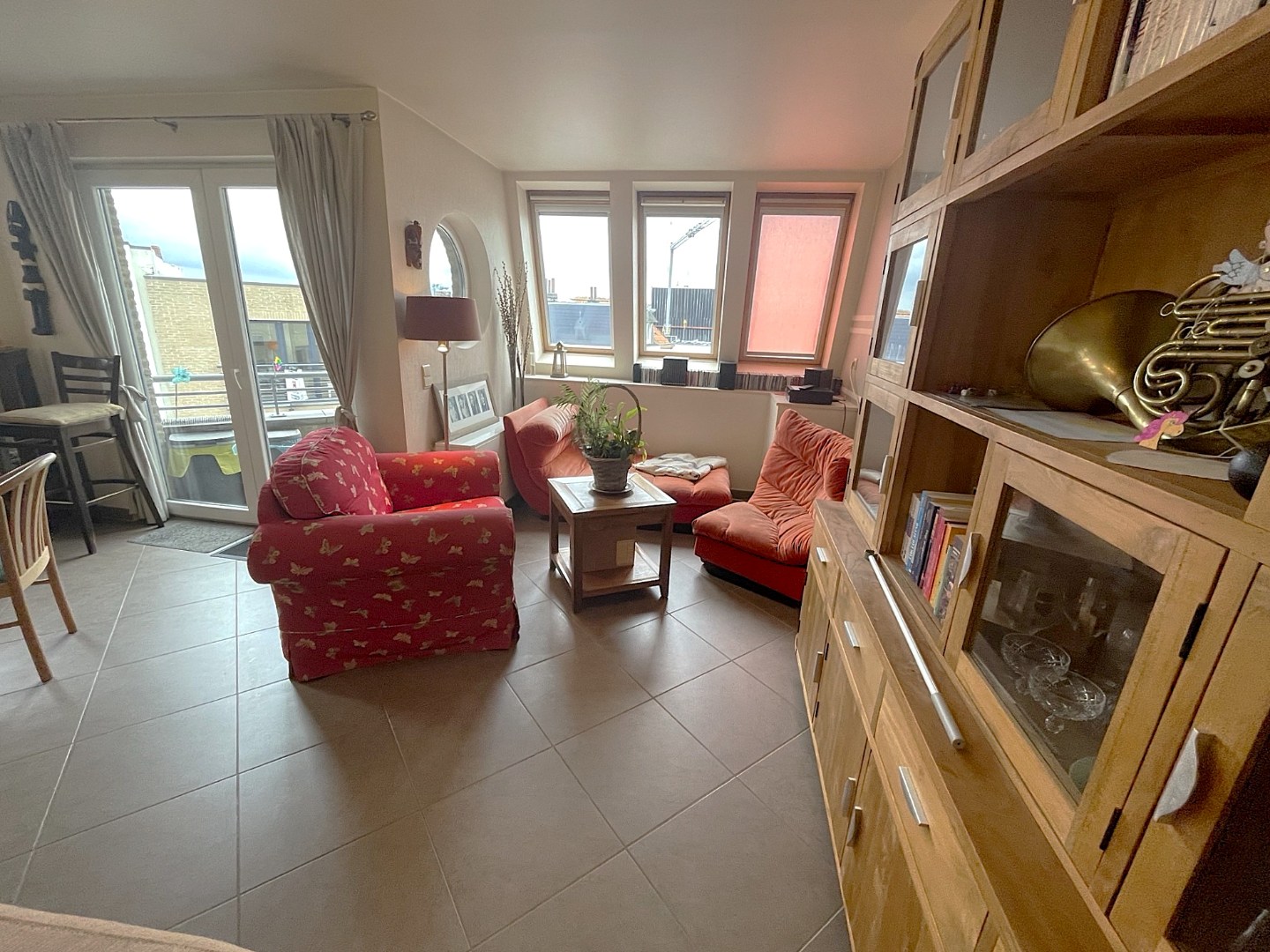 Zeer ruim en recent duplex appartement in het hart van Wenduine (137 m² – EPC: C – bouwjaar 2005) - foto 5