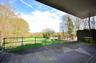 Op de flank van Tiegemberg treffen we deze uiterst rustig gelegen woning, doch met alle voorzieningen binnen handbereik: winkels, scholen en...