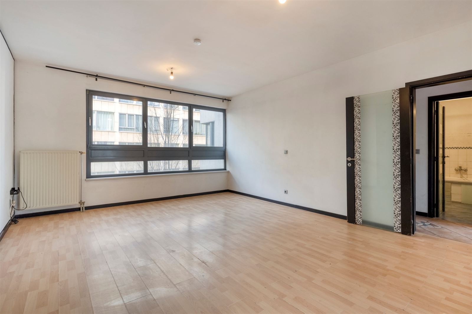 Perfect gelegen op te frissen 1 slpk appt! - foto 5