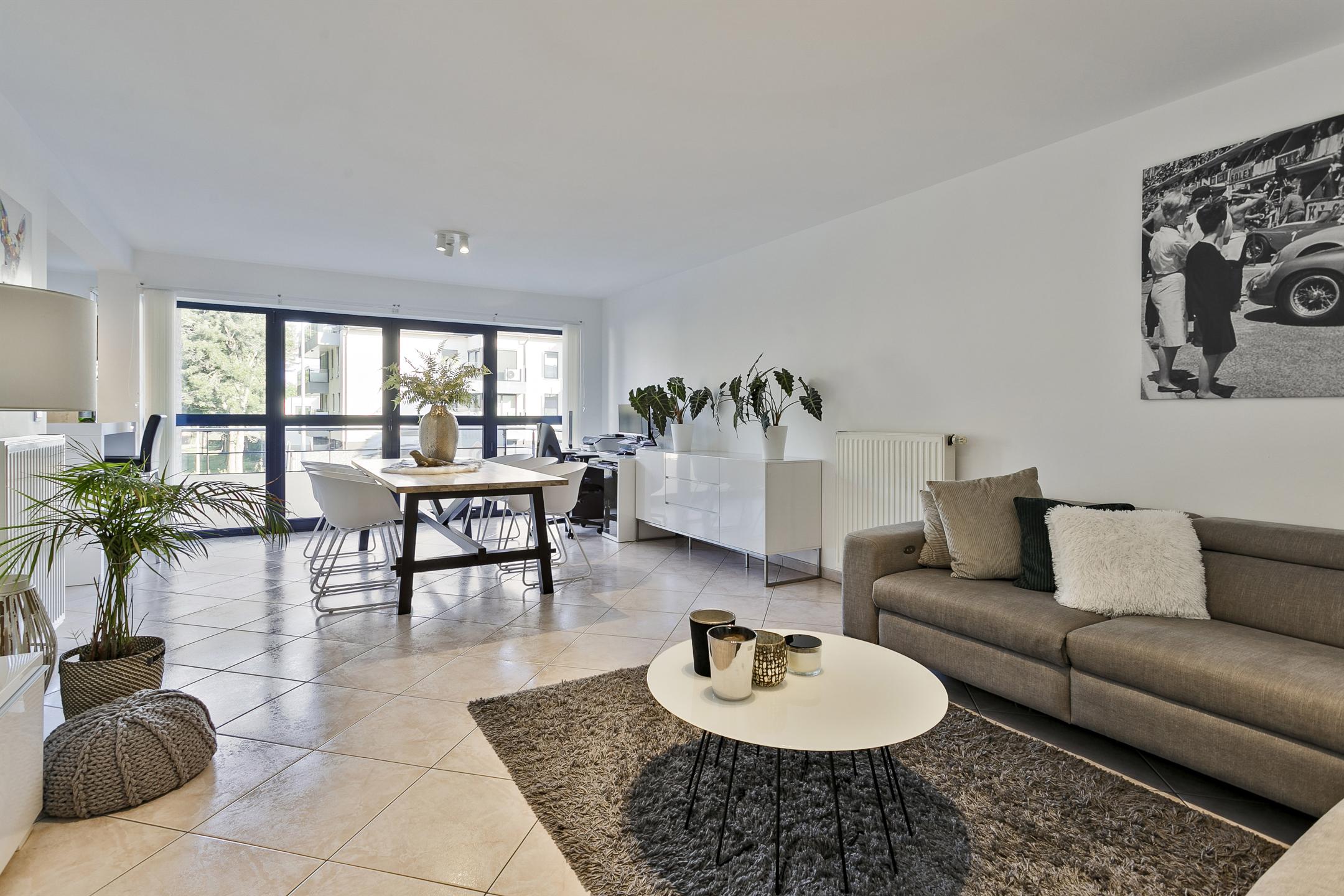 Ruim appartement met 2 slaapkamers en garage in Ninove! - foto 4