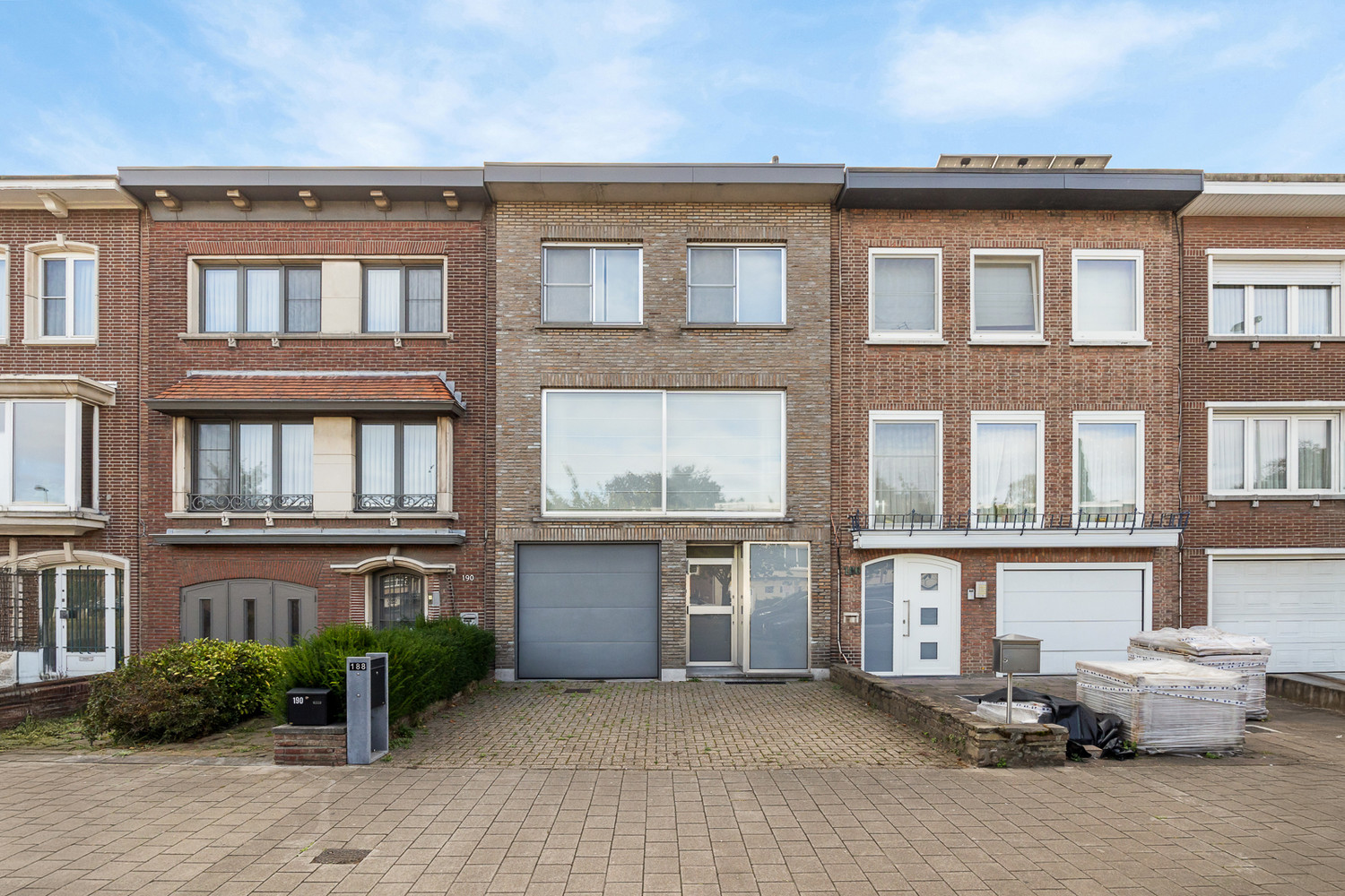 Riante seventies dokterswoning met terras en tuin op gegeerde locatie - foto 1