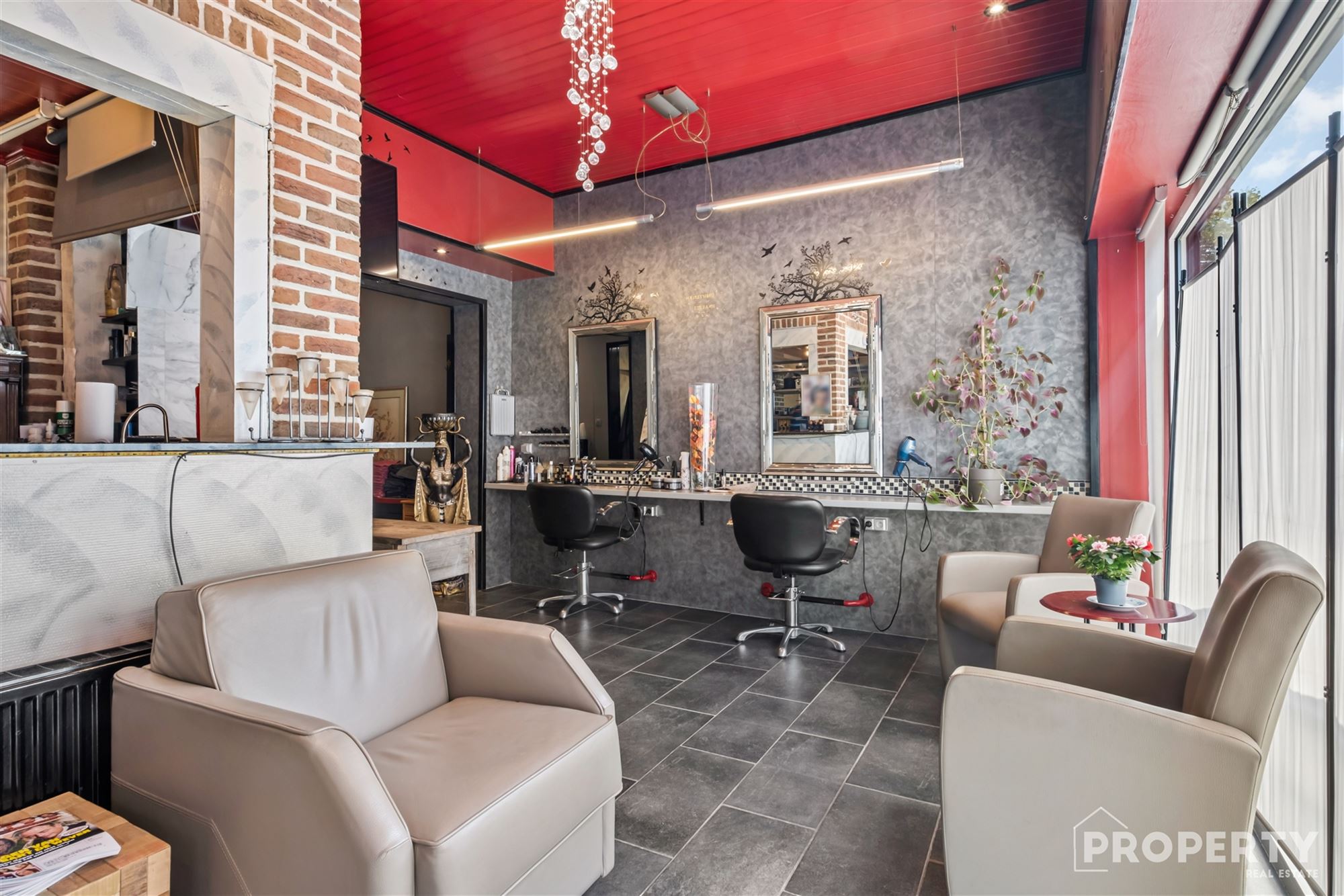 Grote woning met handelsruimte pal in het centrum! - foto 4